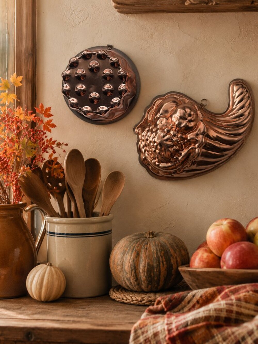 Vintage Copper-color aluminum 1960's Hanging Molds